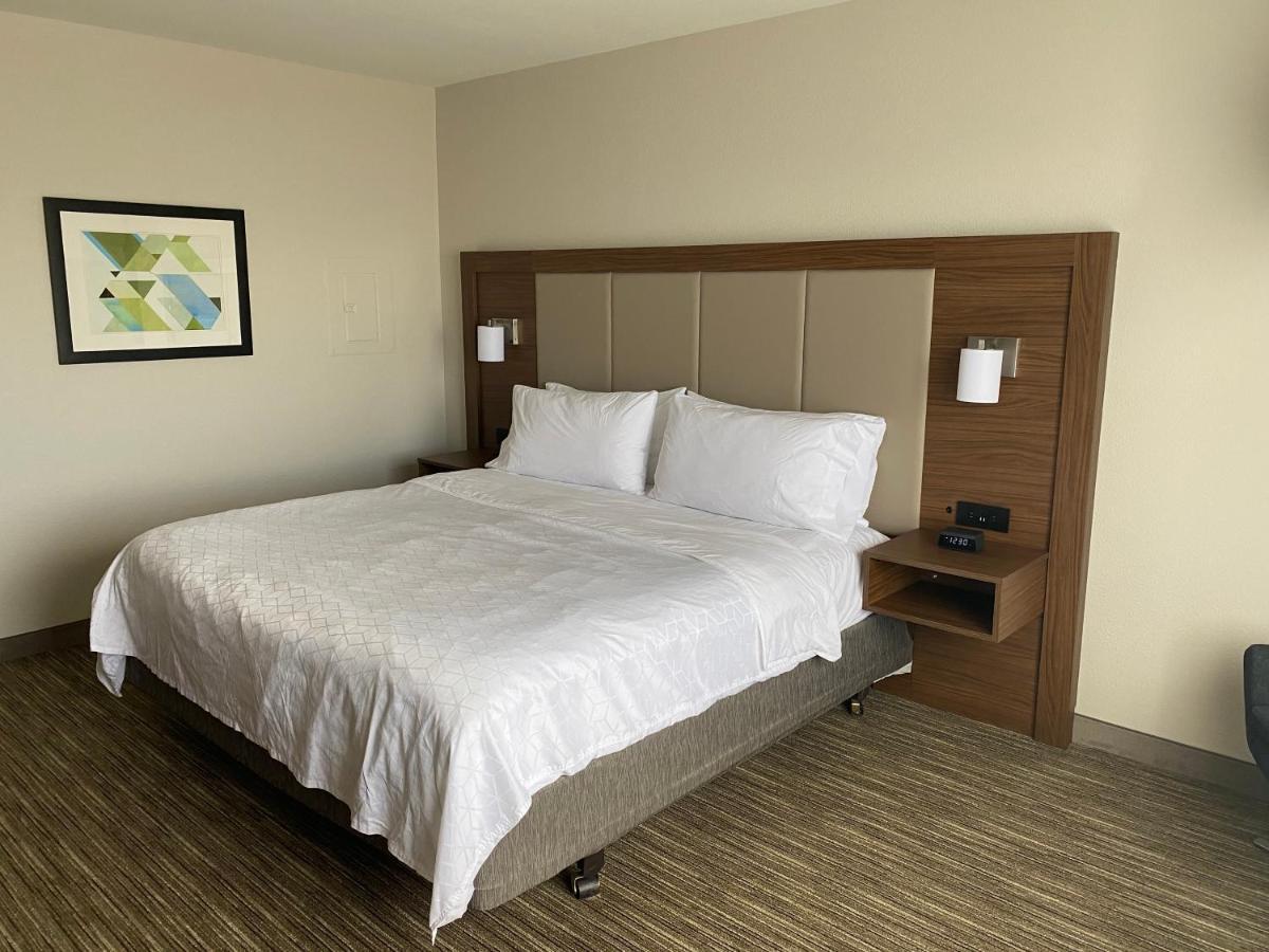 Holiday Inn Express & Suites Albuquerque Historic Old Town By Ihg Exterior foto